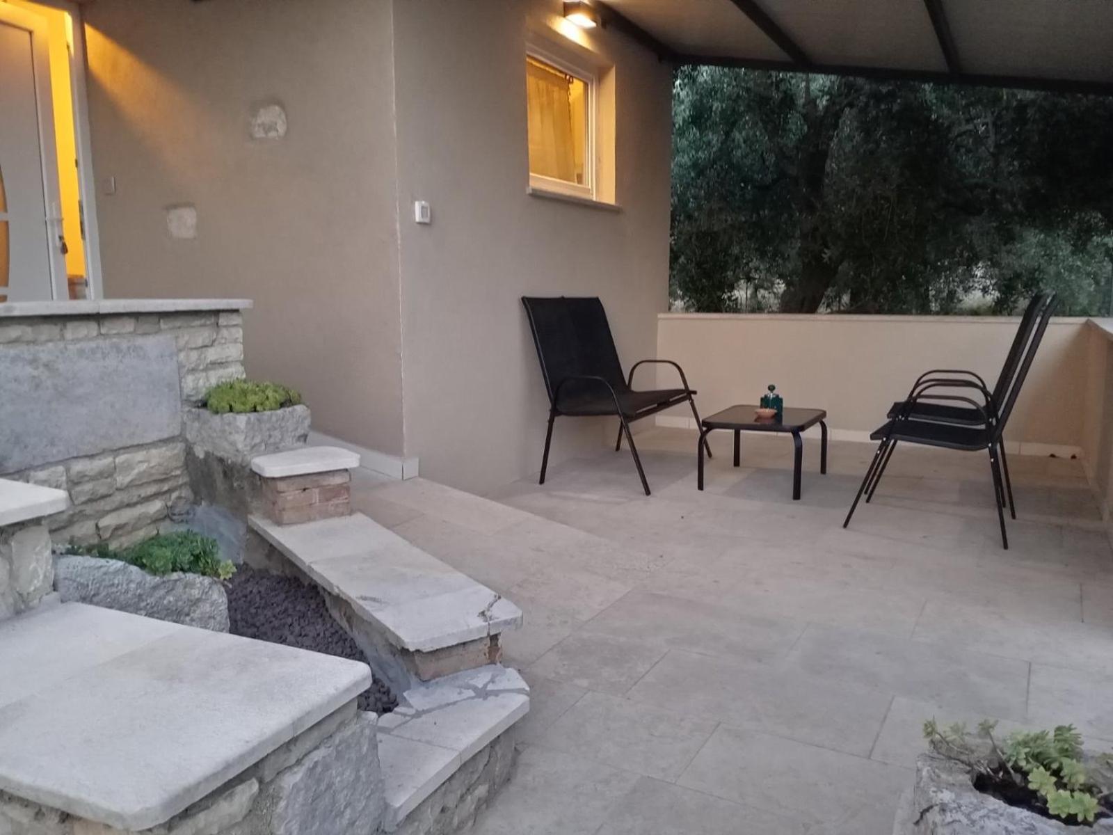Вилла House For Rent Ulika Valbandon Экстерьер фото